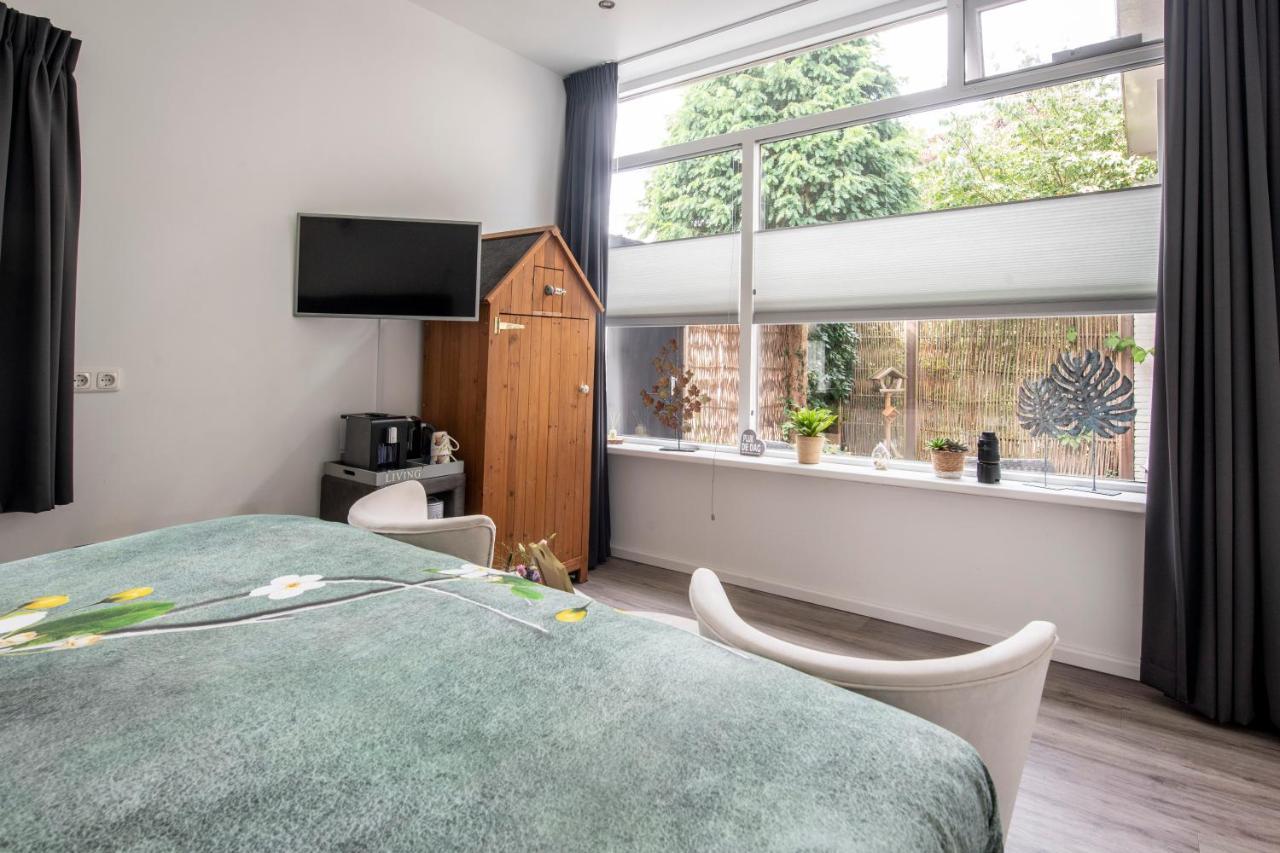 Bed & Breakfast Het Vinkenest ナイフェルダル エクステリア 写真