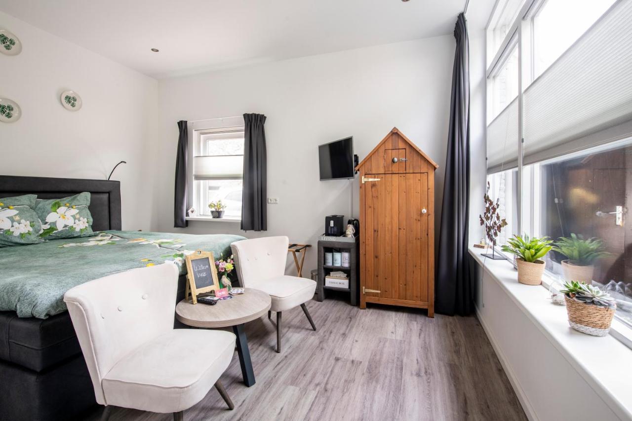 Bed & Breakfast Het Vinkenest ナイフェルダル エクステリア 写真