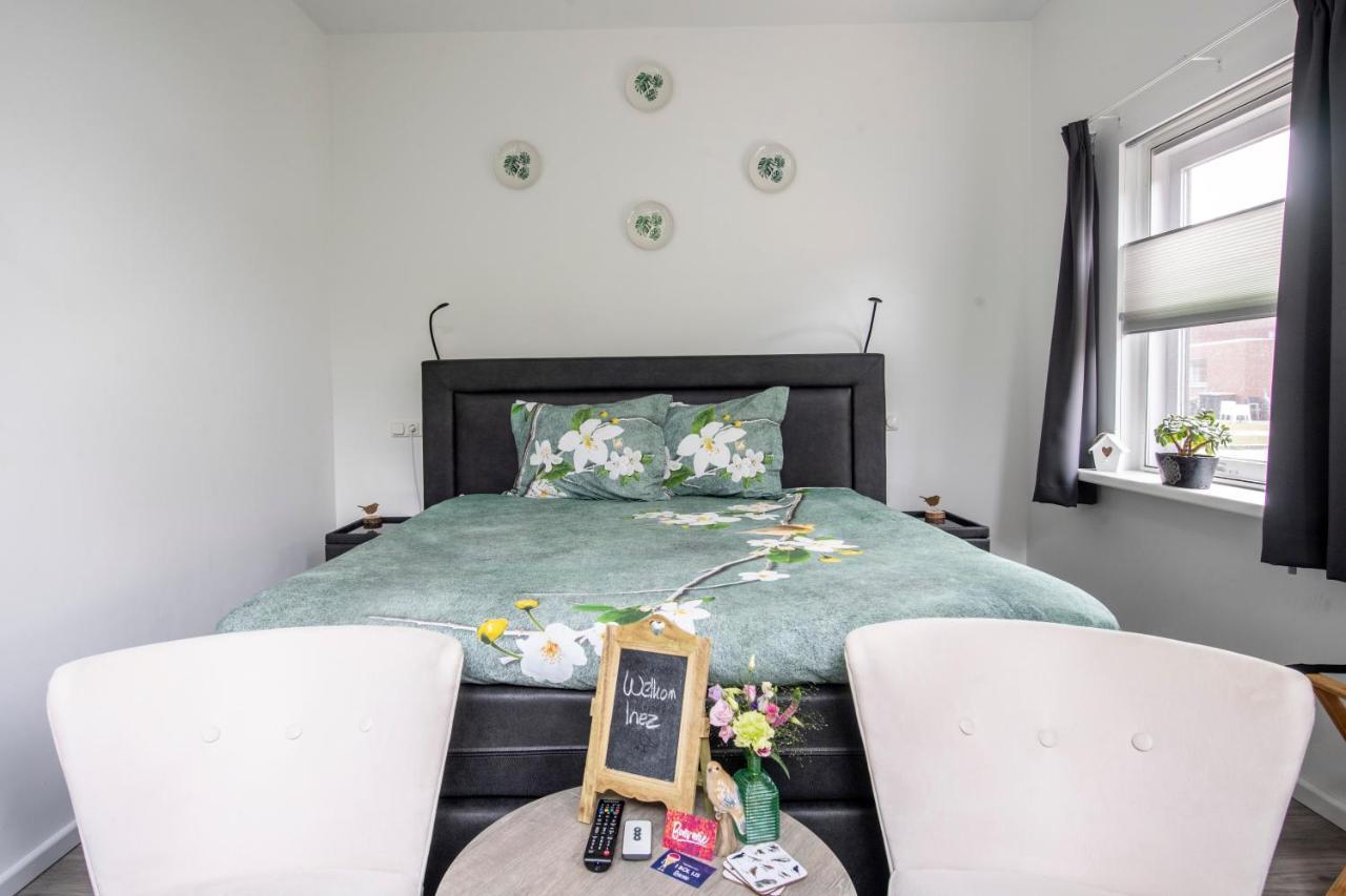 Bed & Breakfast Het Vinkenest ナイフェルダル エクステリア 写真